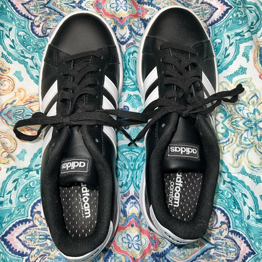 Mens Adidas Cloud Foam Comfort Shoes Size 8